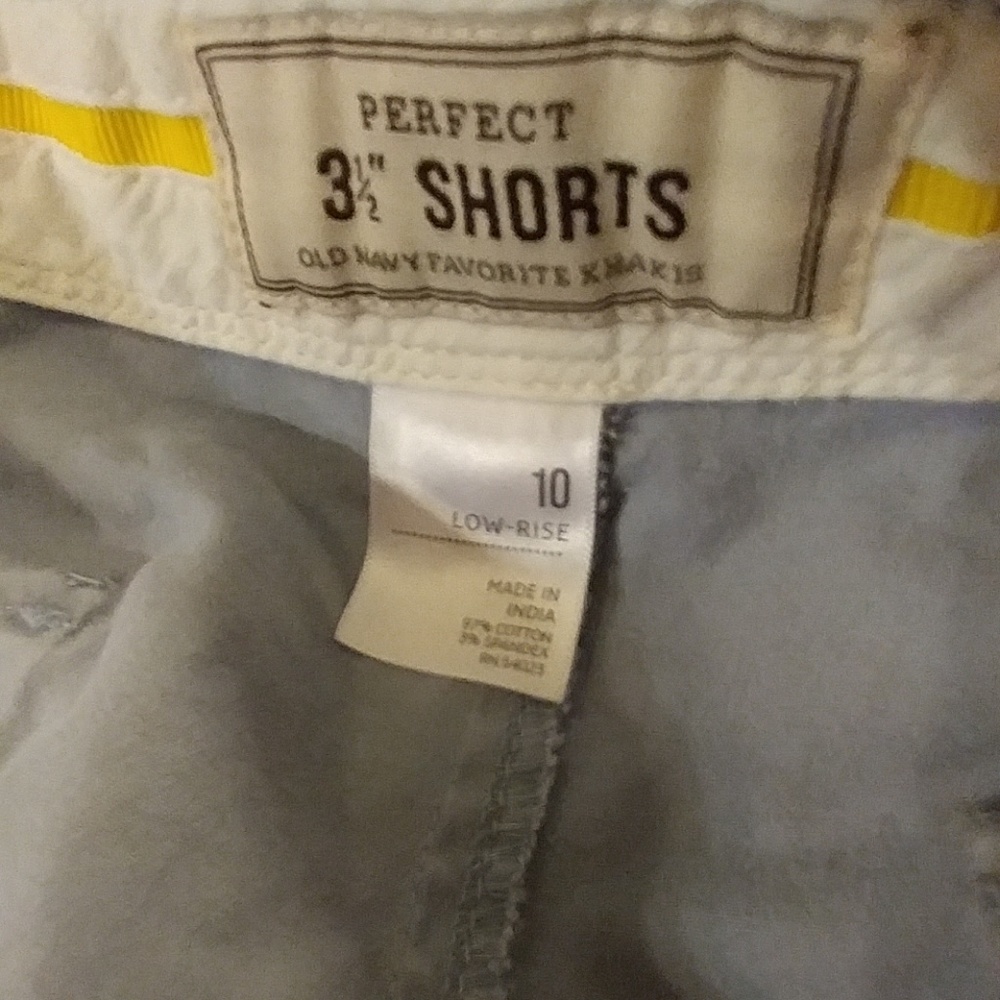 Old Navy gray shorts - Picture 3 of 3
